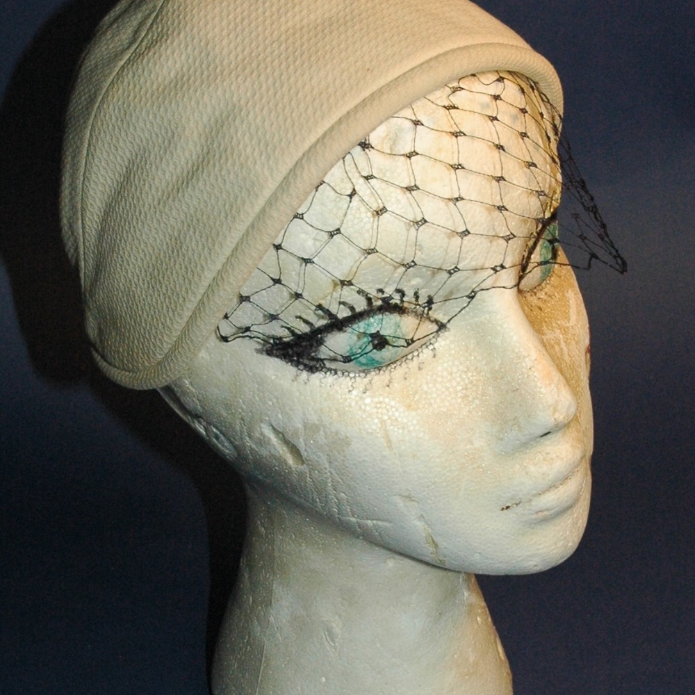 1930s Linen cap with netting